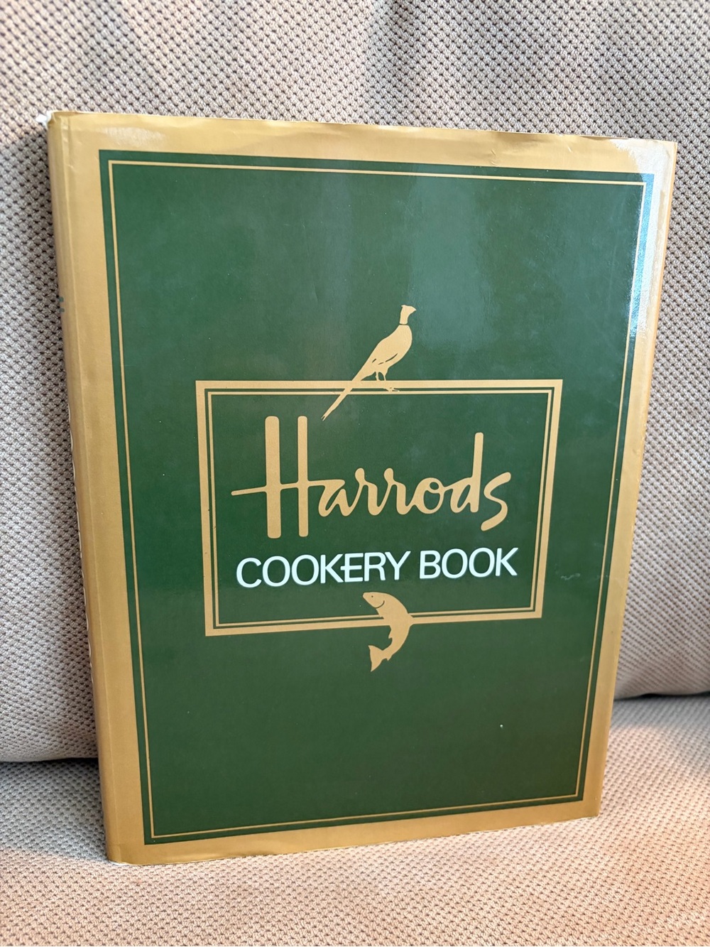 Harrods Green and Gold Cookery Book 1985